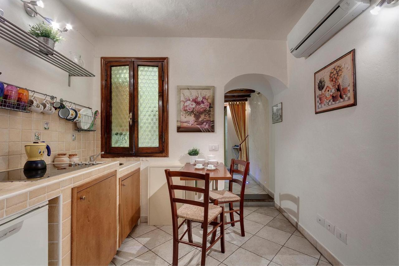 Brigitte Apartment By Mamo Florence Luaran gambar